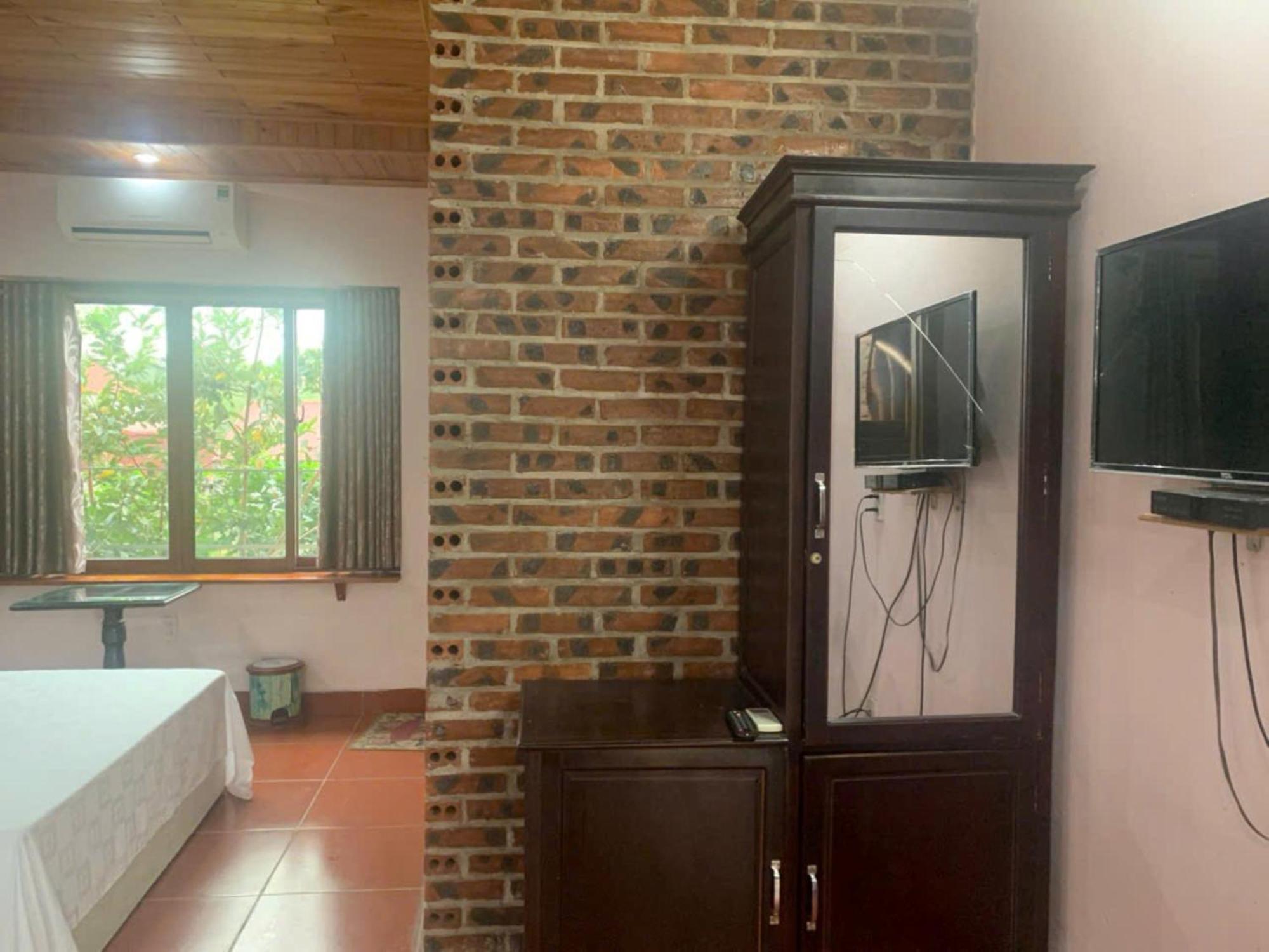 Ho Nui Dinh Hotel Ninh Binh Esterno foto