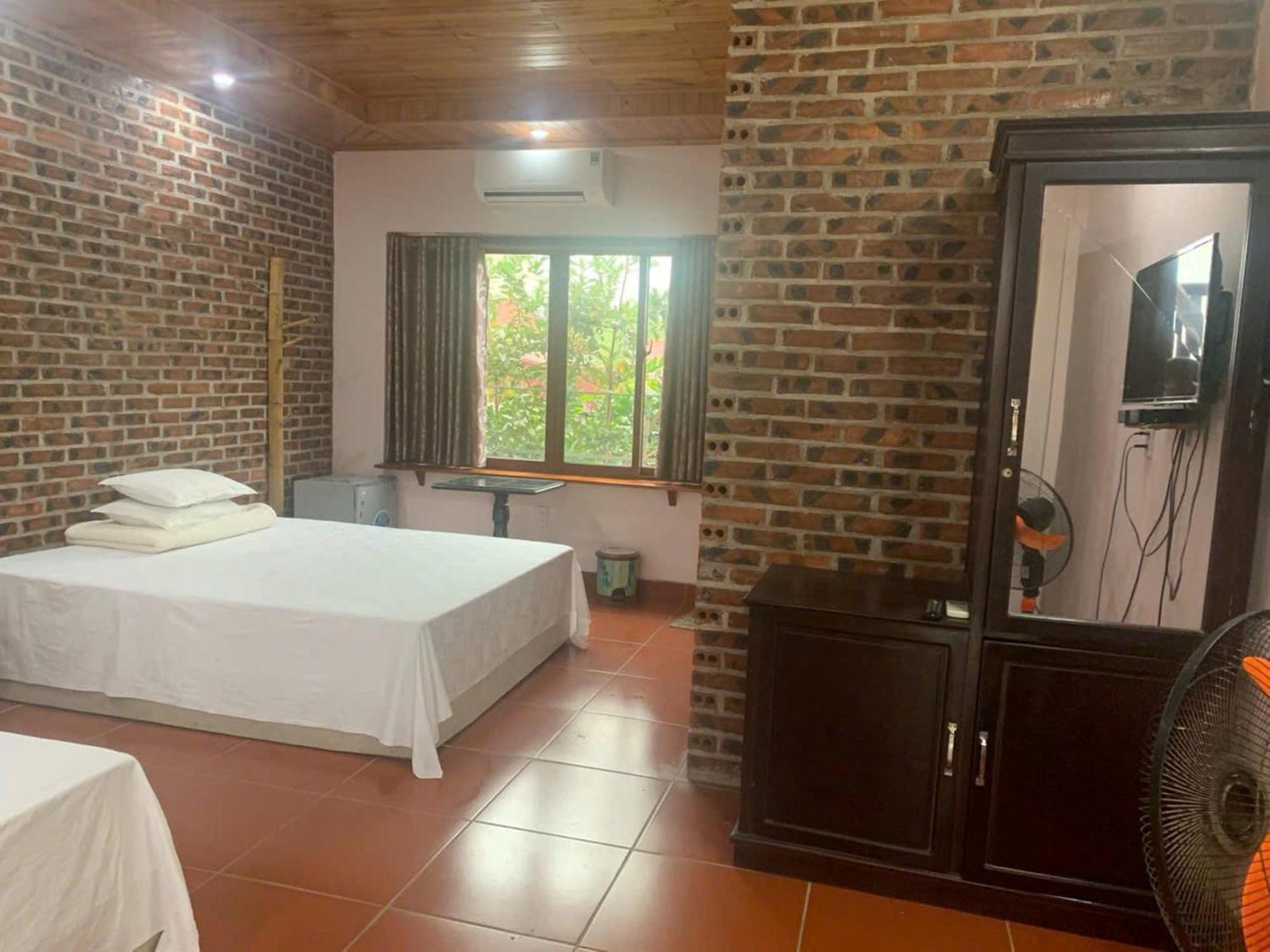 Ho Nui Dinh Hotel Ninh Binh Esterno foto